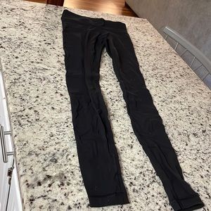 Lululemon leggings size 2